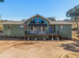 423 Poker Flat Rd, Copperopolis, CA 95228