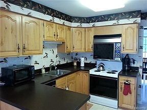 4th image of 4006 Foxpointe Dr #1