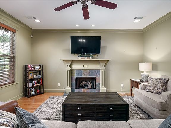 4th image of 2800 Belle Chase Ln Unit 13