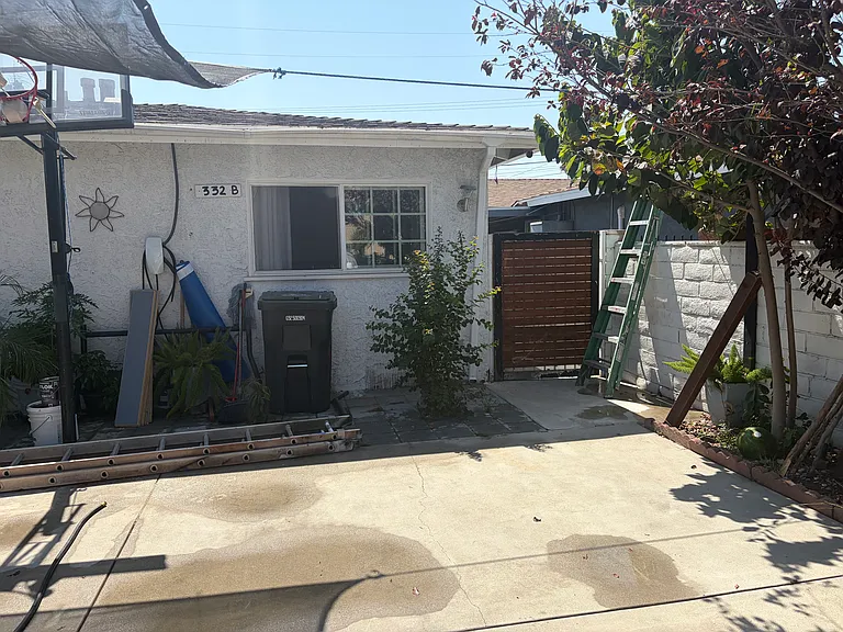 332 N Orange Ave #B — Photo 2