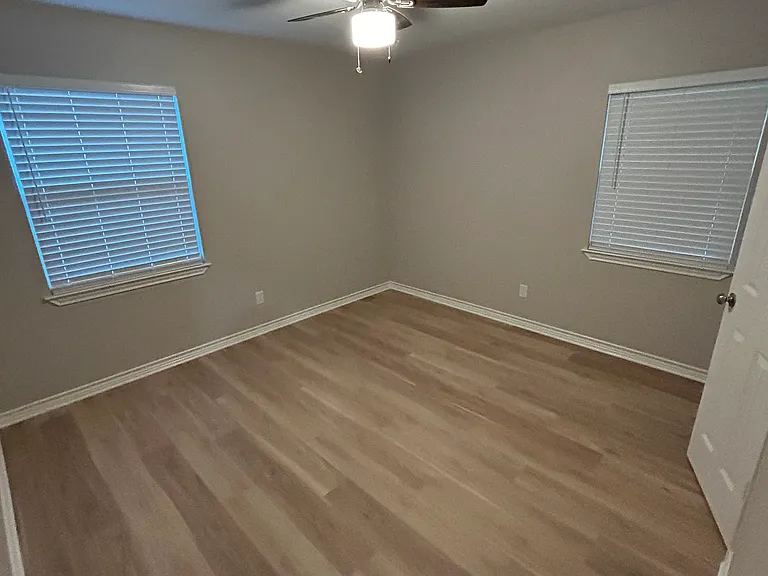 1836 Melba Dr — Photo 7