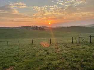 327 Livick Rd, Swoope, VA 24479