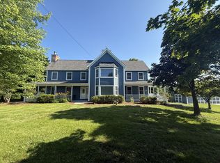 N64W18056 Mill Rd, Menomonee Falls, WI 53051