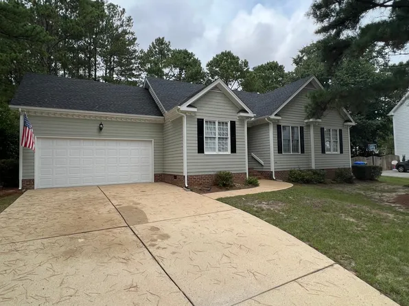 507 Occoneechee Dr, Fuquay Varina, NC 27526