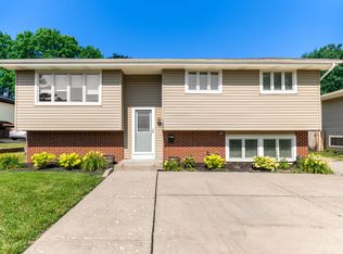 150 S Oak St, Palatine, IL 60067