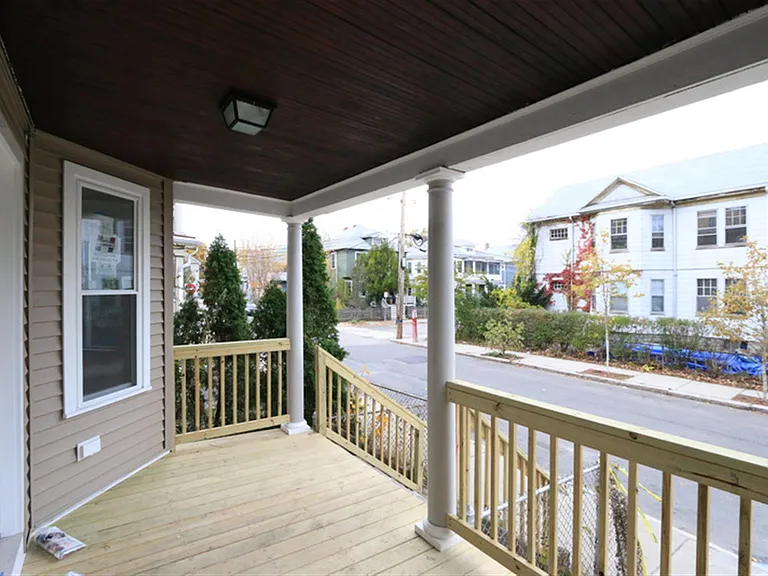 25 Lewis St #1 — Photo 28