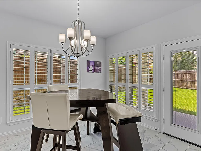 2305 Hickey Dr — Photo 33