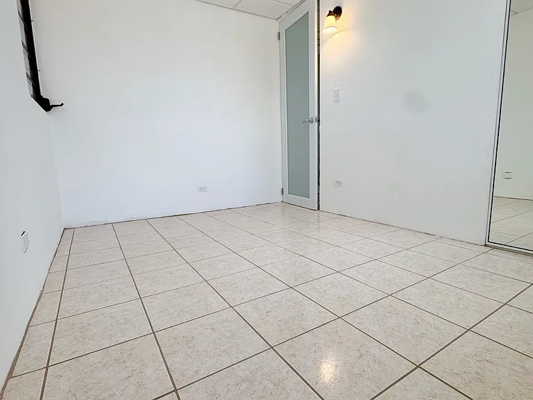 CALLE 5 Urb. Santa Monica #P34 — Photo 6