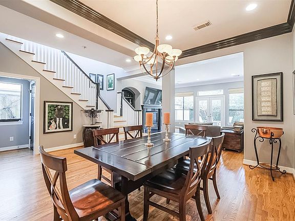 Wonderful large dining room is perfect for entertaining and family Holiday gatherings
