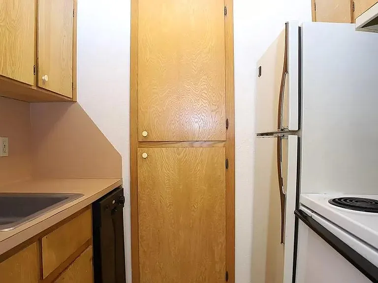 4701 Red River St #302 — Photo 3