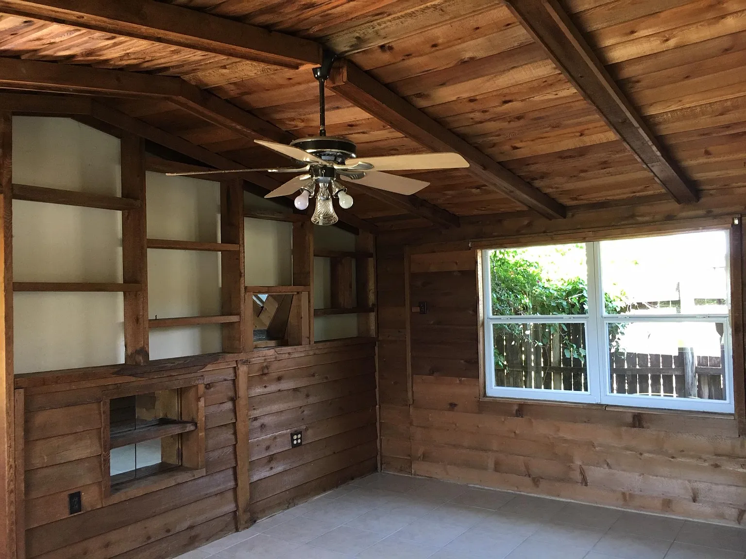 3 bed, 1320 sqft, $1,750 — Photo 3