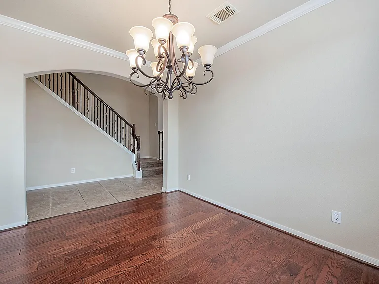 158 Rocky Point Dr — Photo 8