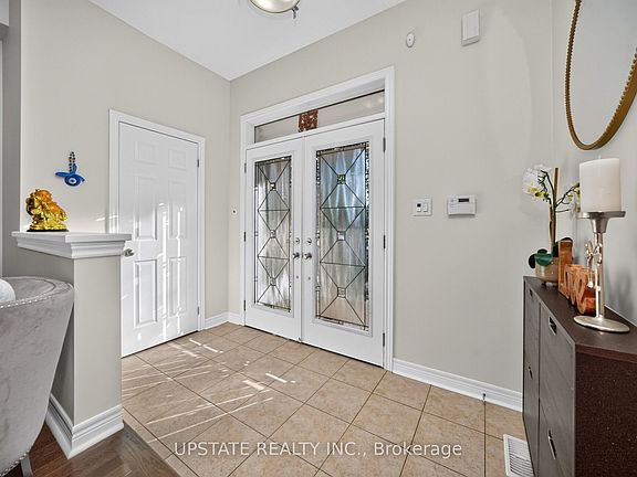 5th image of 13 Timbercove Rd