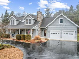 2776 Holyoke Ln, Ann Arbor, MI 48103