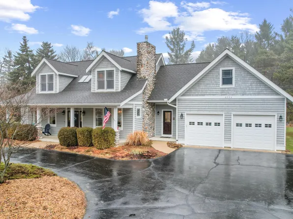 2776 Holyoke Ln, Ann Arbor, MI 48103