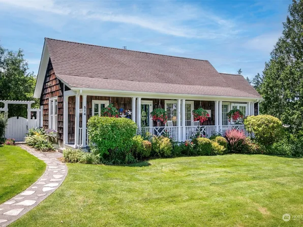 514 Martin Street, Steilacoom, WA 98388