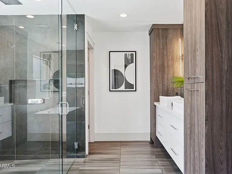 5301 E Tierra Buena Ln — Photo 23