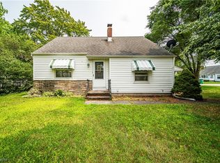 77 Prentice Rd, Painesville, OH 44077