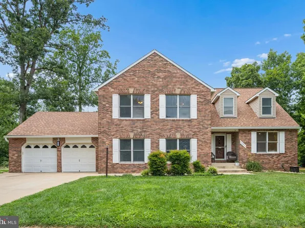 10421 Rosemont Dr, Laurel, MD 20723