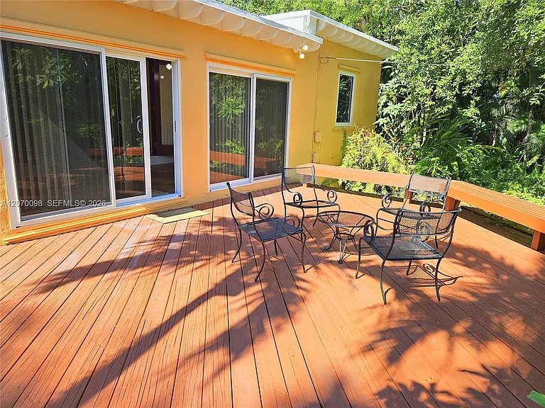 6624 SW 78th Ter — Photo 27