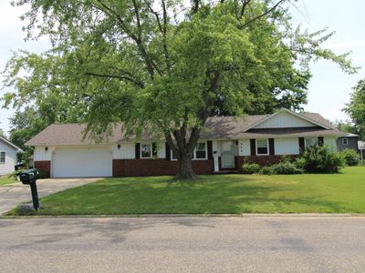 314 Woodland Dr, Salem, IL, 62881