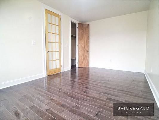 3rd image of 290 Empire Blvd APT 3H