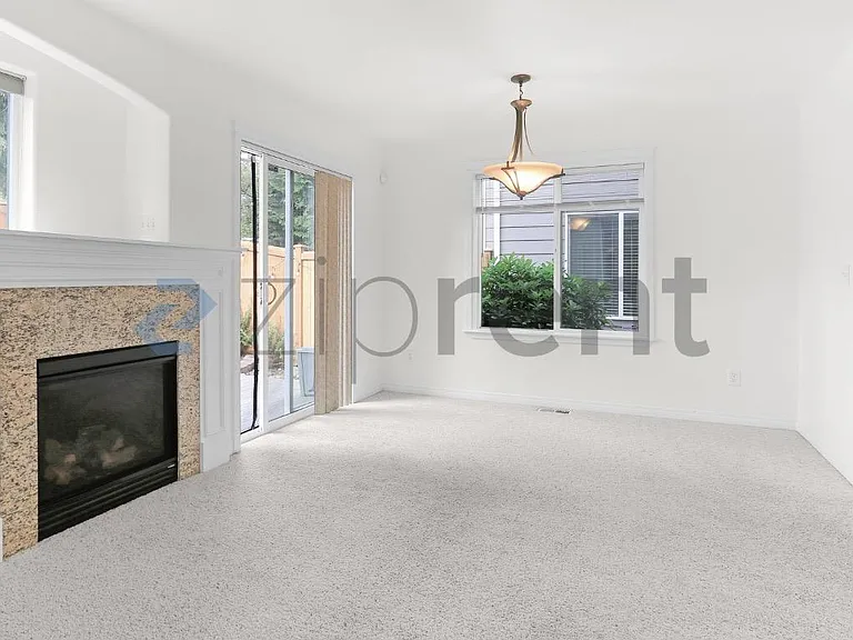 2508 204th Pl SW — Photo 7