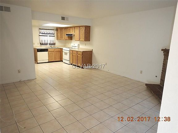2nd image of 580 Sellers Pl #0