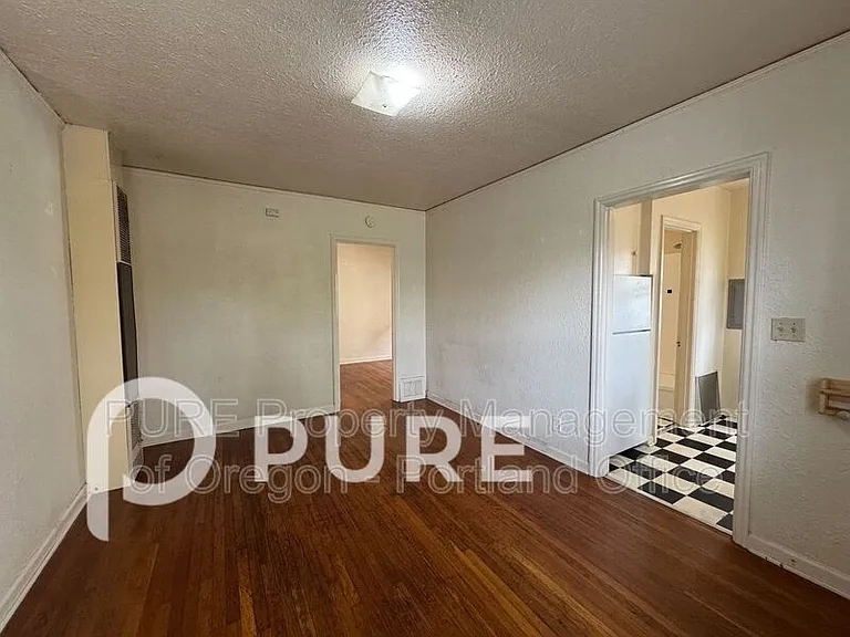 715 NE 20th Ave #1 — Photo 4