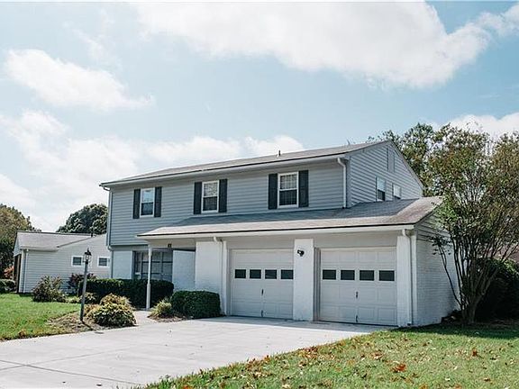 3rd image of 101 Brentwood Ct