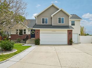 10083 S Queens Ferry Dr W, South Jordan, UT 84009