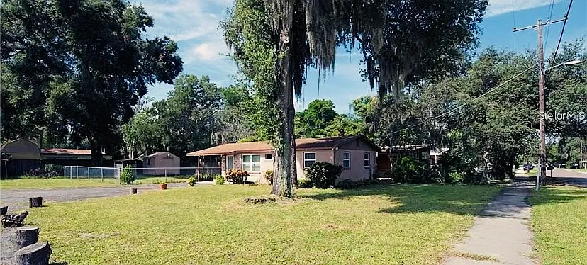 2 bed, 812 sqft, $1,695 — Photo 3