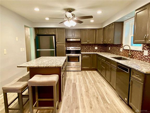 5th image of 4230 Dunsmere Dr