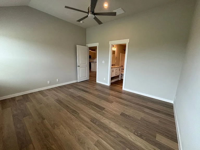 14628 E 39th St S — Photo 14