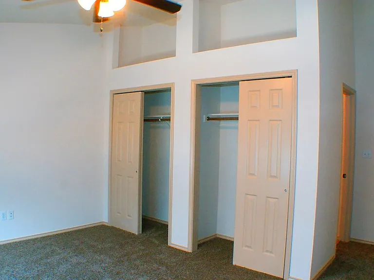 2318 Sailing Way N — Photo 5