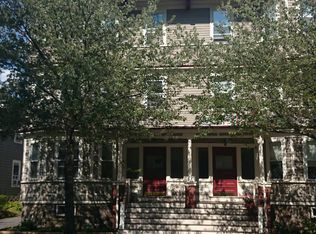 124 Chestnut St #2, Brookline, MA 02445