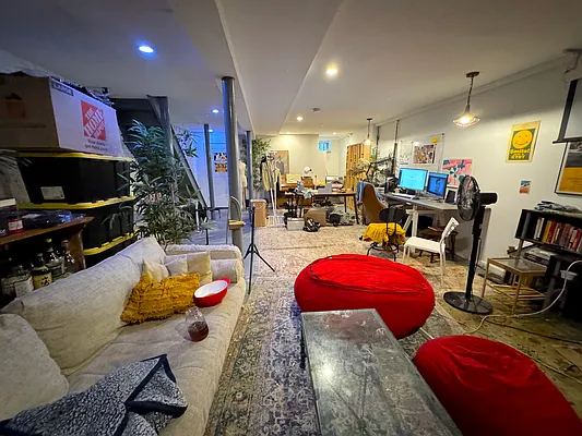 Rented by Capri Jet Realty Corp | media 3