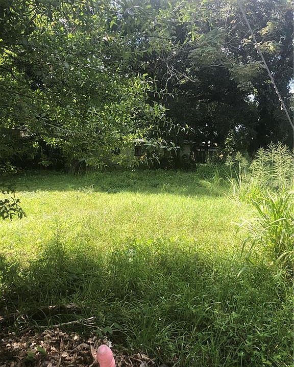 2nd image of 1110 7th Street Ct W