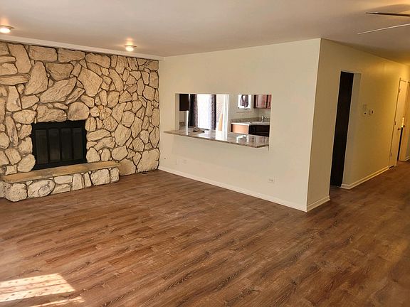 4th image of 16784 Hillside Pl #1
