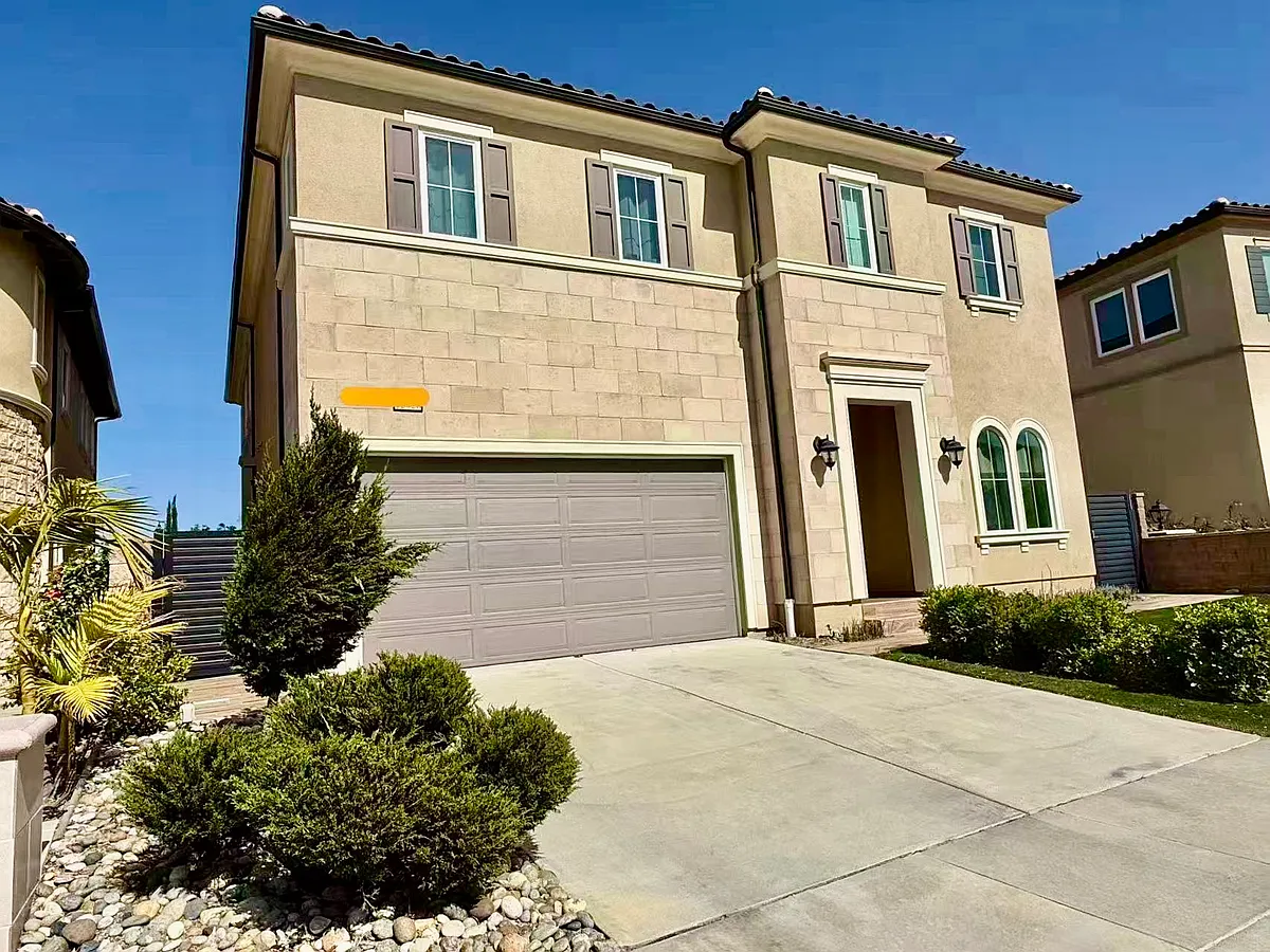 Building Photo - 12028 N Estrella Pl