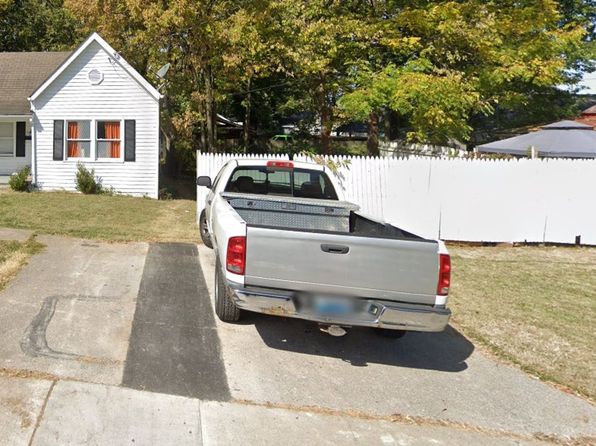 663 Shropshire Ave