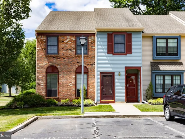 193 Wyndham Pl, Robbinsville, NJ 08691