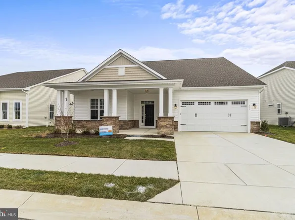 989 Heritage Shores Cir, Bridgeville, DE 19933