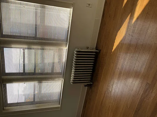 Rented by Metropolis International Realty Inc. | media 12