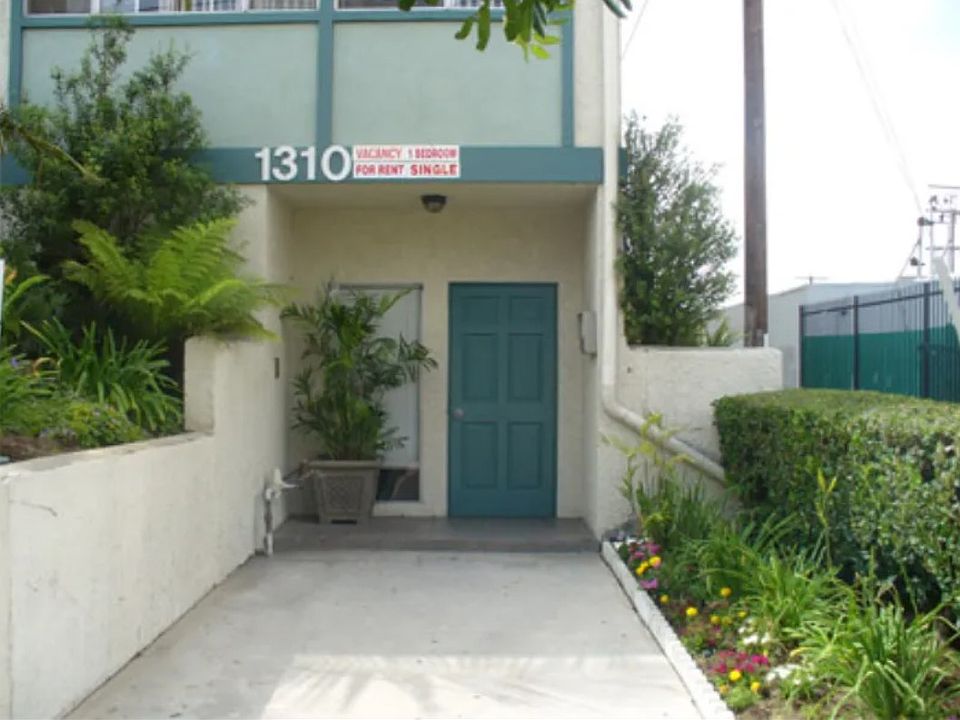 1310 W. D Street 1310 W D St Wilmington CA Zillow