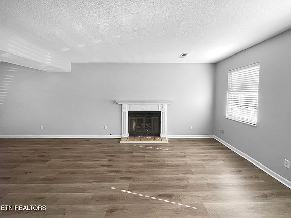 3rd image of 9205 Millstone Ln