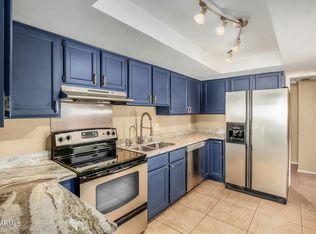 3033 N 37th St UNIT 9, Phoenix, AZ 85018