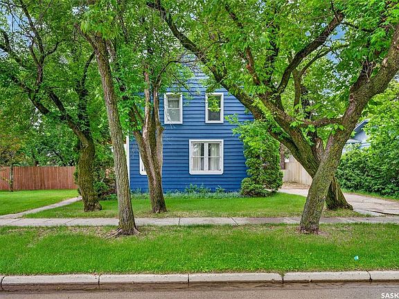 2nd image of 316 Bartlett AVENUE