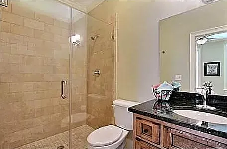 319 Berrien St — Photo 8