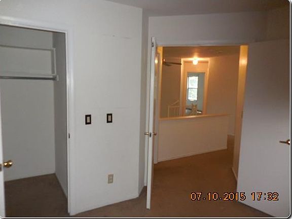 4th image of 1901 Bridgecreek Dr